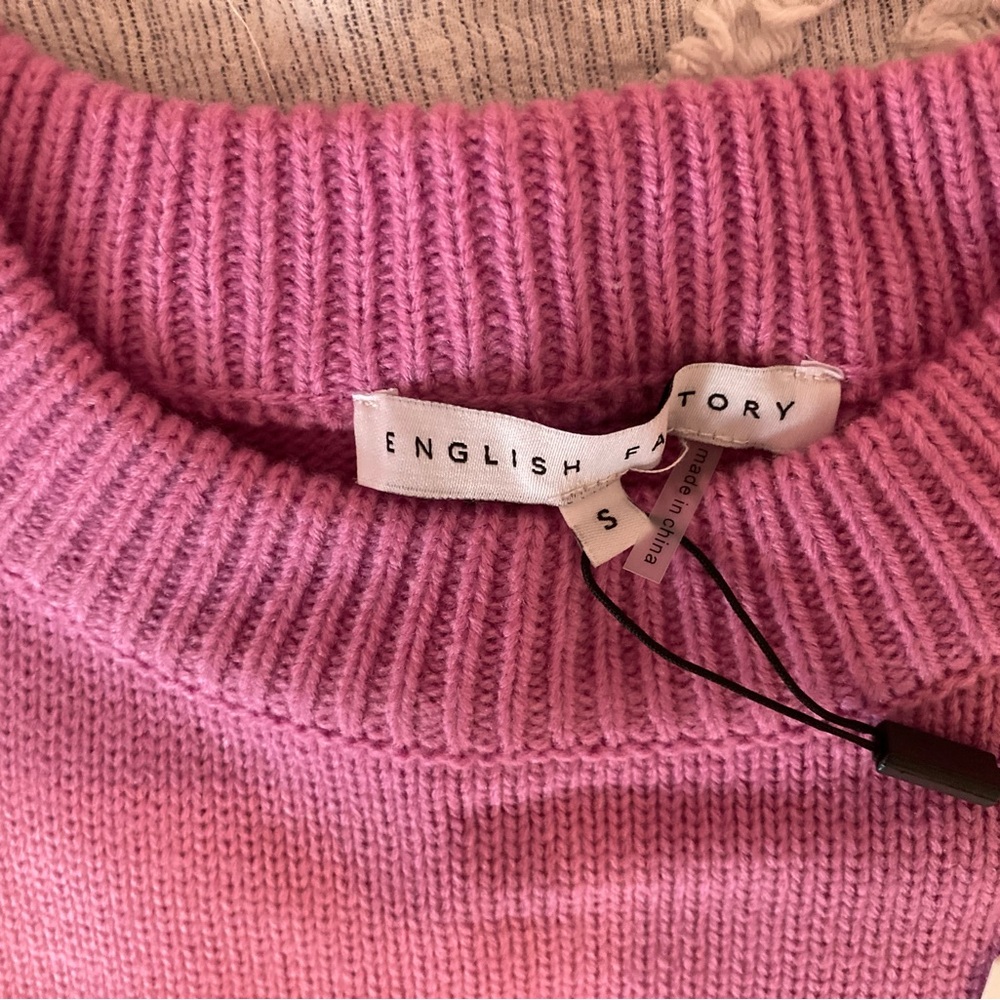 Pink Sweater - Picture 2 of 6